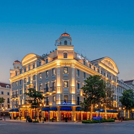 Grand Fleuve Boutique Hotel Ha Long Bagian luar foto